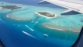 Advierten a turistas que viajen a este destino del Caribe por robos y penas de hasta 12 años de prisión