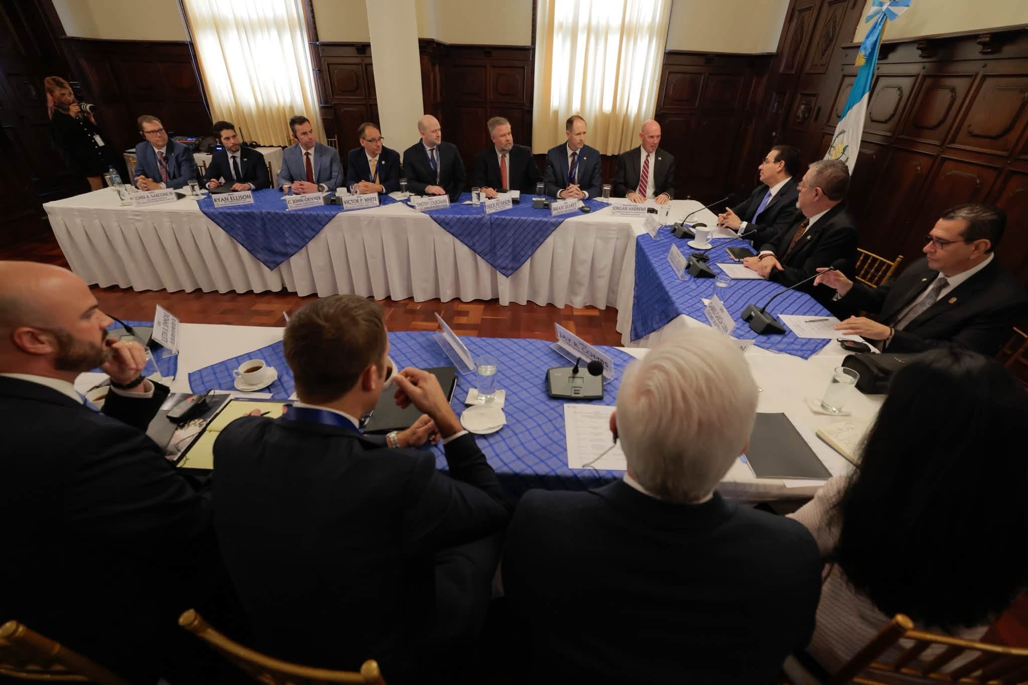 El CACIF respaldó la cooperación entre Guatemala y Estados Unidos para combatir el crimen organizado transnacional. (US Embassy Guatemala)