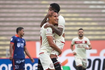 Universitario es tercero en el