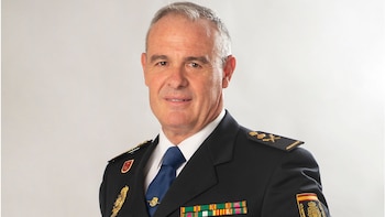 Interior elije como nuevo DAO