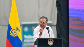 Qué es el “pánico económico”, un delito tipificado por la ley, del que Petro acusó a contradictores de las “inversiones forzosas”