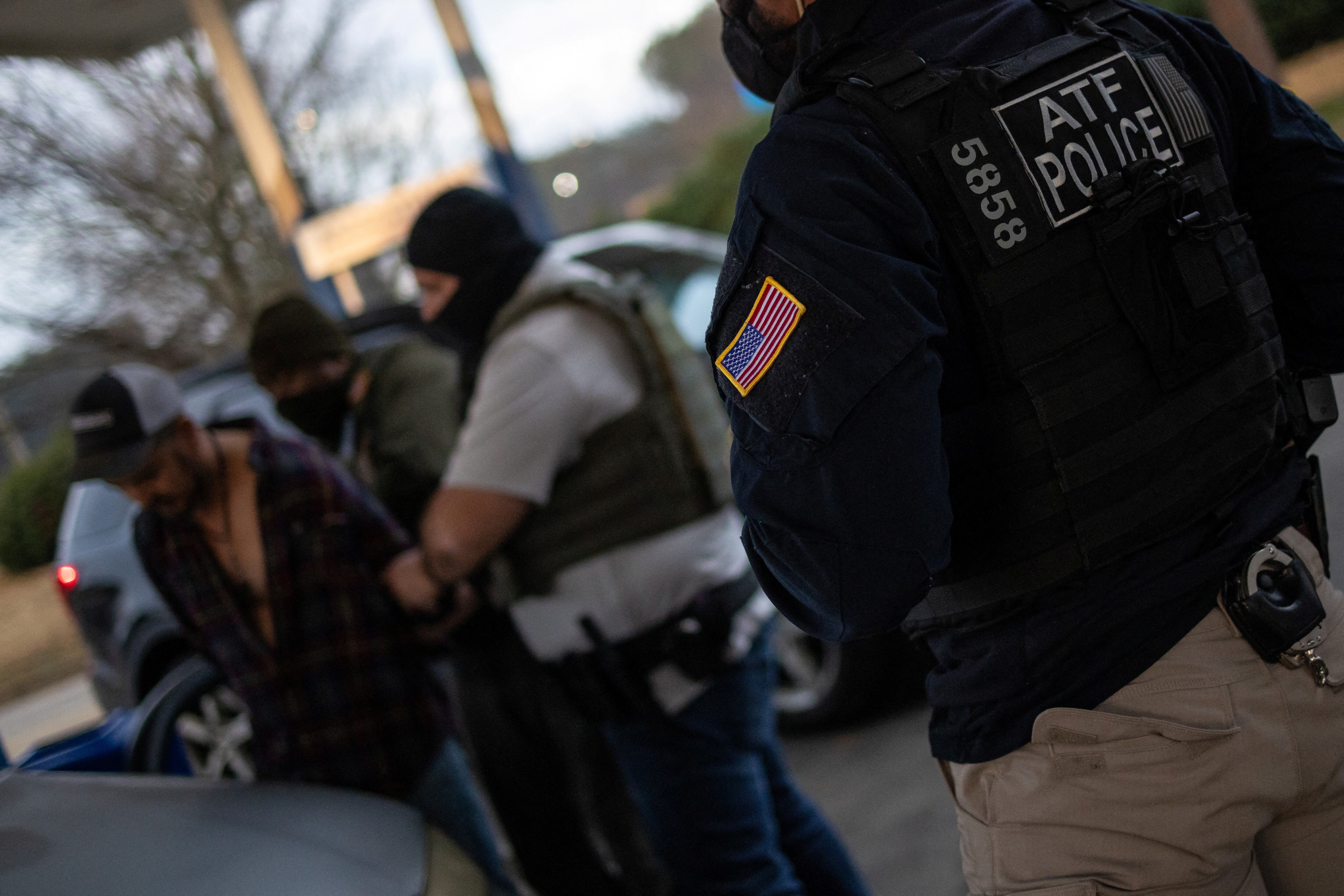 Otros inmigrantes en trámites legales también han sido detenidos por ICE en diferentes estados. (REUTERS/Carlos Barria)