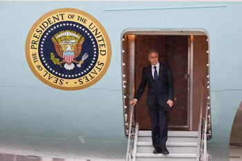 El secretario de Estado, Antony Blinken, viajó hasta la isla más importante de la región para suscribir el convenio. (FOTO: REUTERS/Issei Kato)