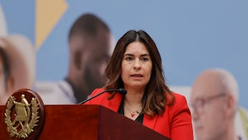 La exviceministra de Gobernación Claudia Palencia queda ligada a proceso por usurpación tras la fuga de reos de Fraijanes II en Guatemala
