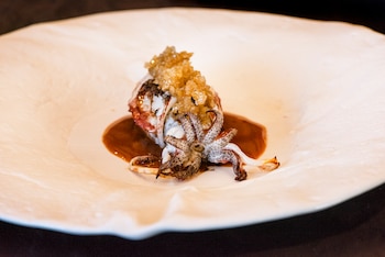 Choco, uno de los platos del Asador O Pazo (Cedida)