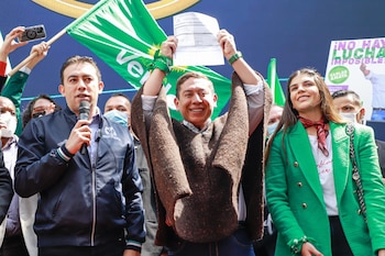 El exgobernador de Boyacá, Carlos Amaya inscribió su candidatura presidencial. Foto: campaña Amaya.