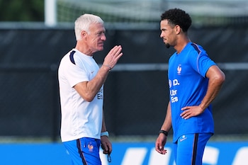 La línea ofensiva de Suecia, con Gyökeres, Isak y Elanga, fue señalada por Deschamps como una de las fortalezas del rival de cara al duelo de octavos de final del Mundial (AP Foto/Martin Meissner)