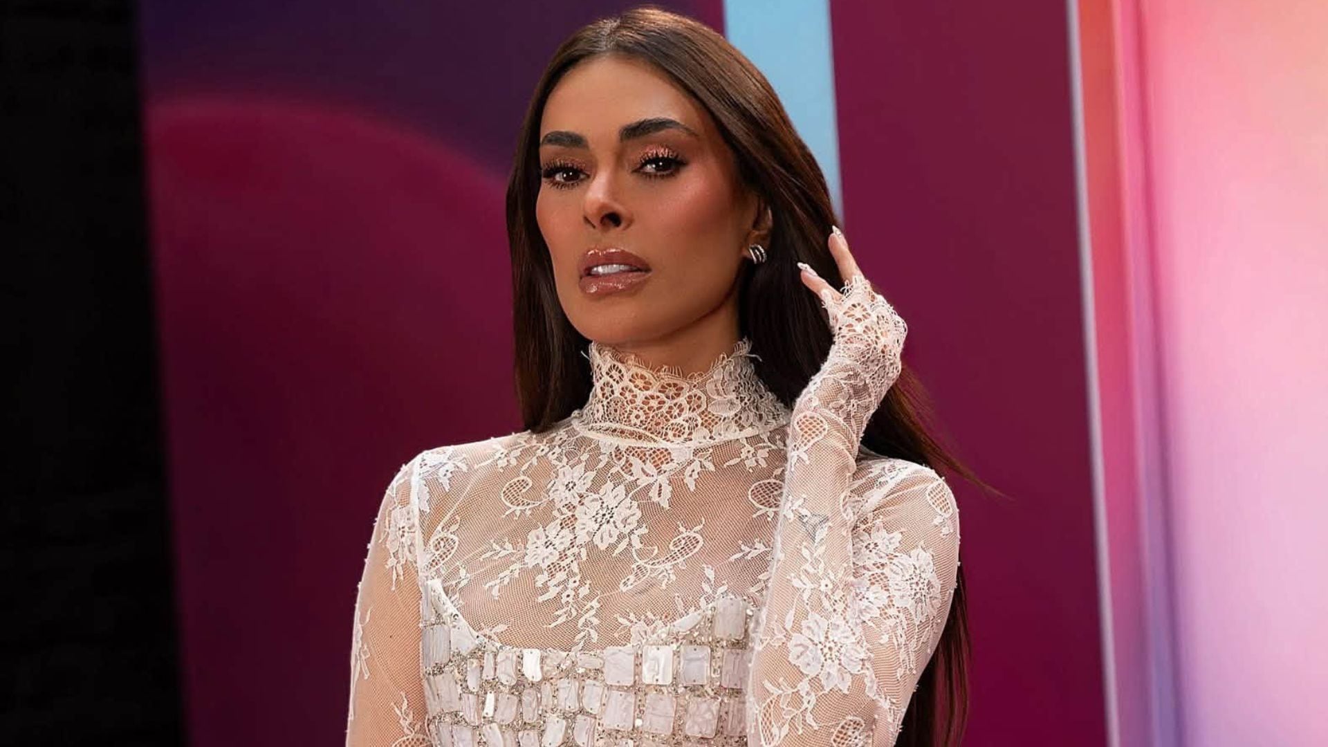 Pese a complicaciones faciales, Galilea Montijo aún se declara a favor de las cirugías estéticas