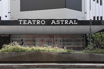 Los teatros cerrados se convirtieron