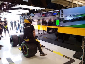 La intimidad del boxes (Prensa