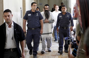 Yishai Schlissel volvió a atacar en la Marcha del Orgullo Gay de Jerusalén en 2015, tres semanas después de salir de prisión por el apuñalamiento en misma marcha en 2005 (Reuters)