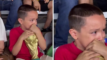 Emotivo video en el estadio Azteca: aficionados colombianos abrazaron a niño de Uzbekistán que lloraba tras el partido del Mundial 2026