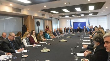 Sandra Pettovello, Federico Sturzenegger, Santiago