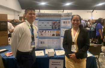 Isaac Almanza desarrolló la investigación bajo la mentoría de la Dra. Lorena Coronado, en el marco del Programa Jóvenes Científicos de la Senacyt. Cortesía