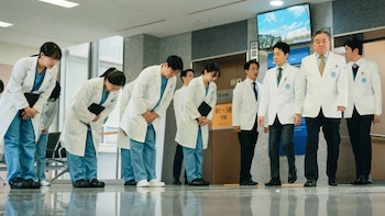 Imágenes del kdrama "Doctora X"