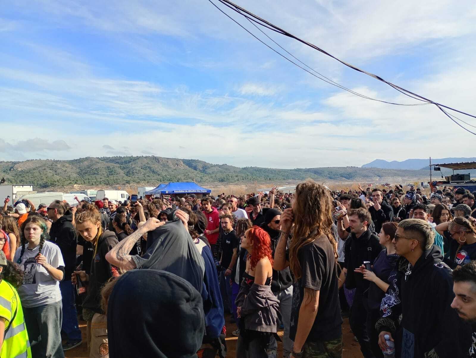 Varias personas en una rave, en España (Europa Press)