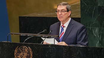 Cuba niega albergar bases militares