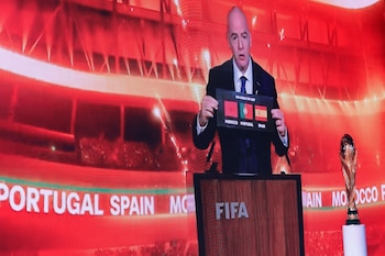 El presidente de la FIFA, Gianni Infantino, en el acto abierto a medios para decidir sobre la candidatura conjunta entre Marruecos, Portugal y España para organizar el Mundial 2023 (EFE/Sergio Pérez)