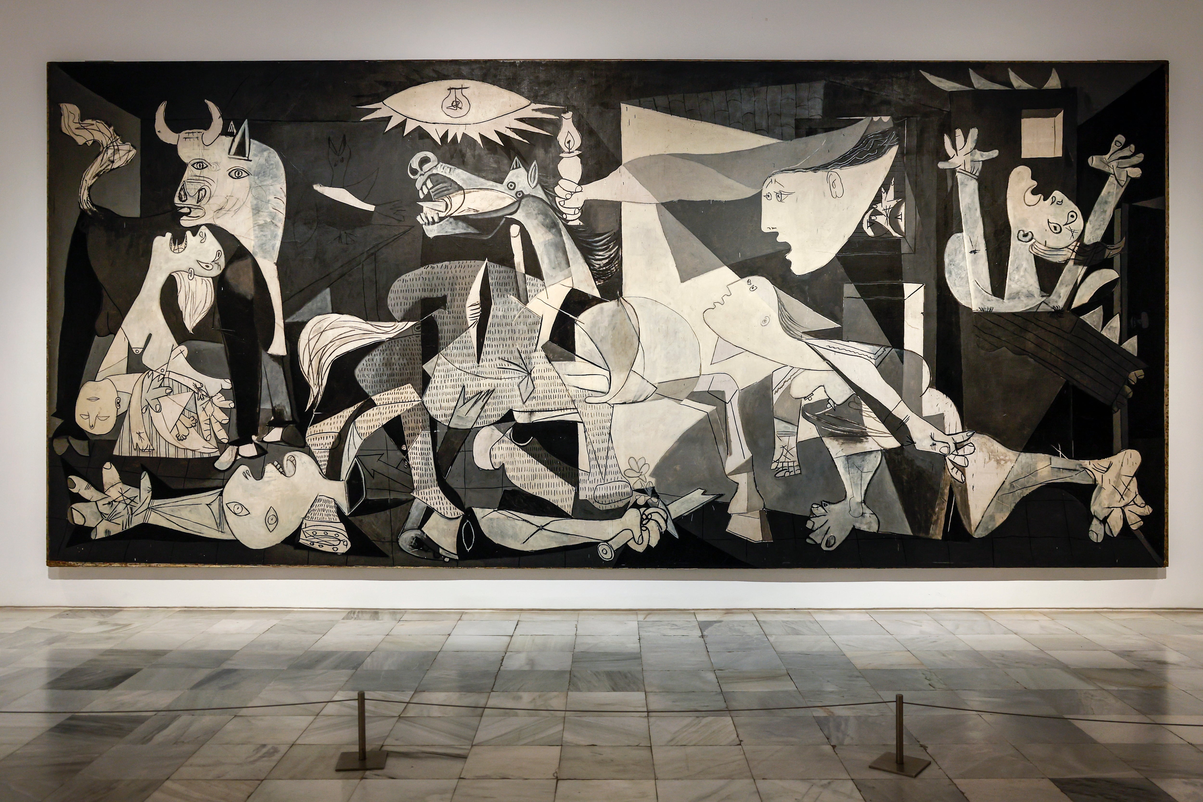 Vista del Guernica de Picasso en el Museo Reina Sofía de Madrid. EFE/ Chema Moya