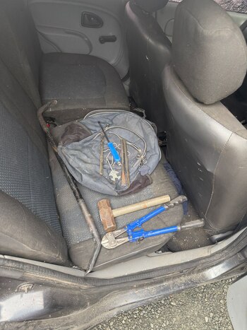 Se incautó un revólver, herramientas,