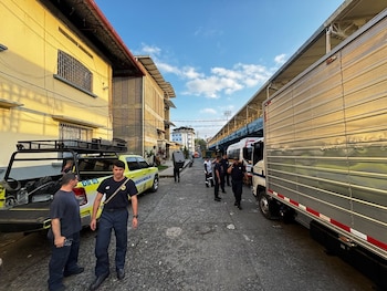 Con respecto a la emergencia a nivel nacional, Gutiérrez informó que un contingente de bomberos de la ciudad ya llegó a Quibdó para sumarse a las tareas de búsqueda tras el sismo que afectó al Chocó y a otros departamentos - crédito @FicoGutierrez/X