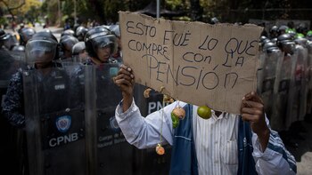 200 trabajadores venezolanos marcharon en