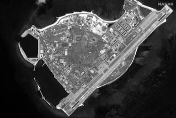 Los bombarderos H-6 chinos están