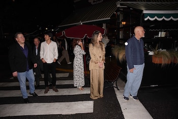 La primera salida de John