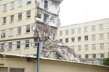 La infraestructura del HUV presentó afectaciones estimadas entre el 40 % y el 45 % tras el terremoto del 10 de agosto. - crédito Alcaldía de Cali