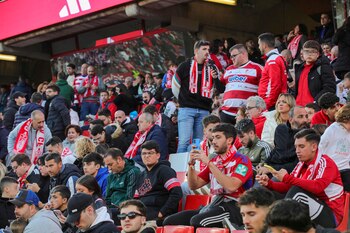 La grada de los Cármenes