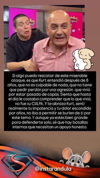Captura de pantalla con Samuel Suárez y Kurt Villavicencio, acompañada de un texto explicativo sobre fondo negro y logotipos ilustrados