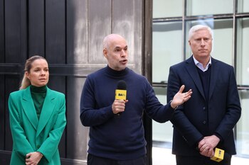 Horacio Rodríguez Larreta junto a