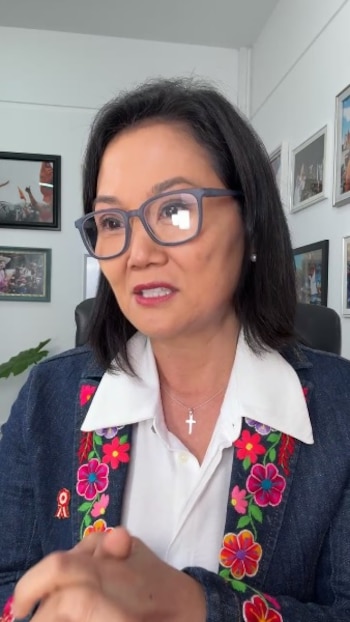 Keiko Fujimori habló de BTS en vivo y lanzó una promesa que el ARMY no dejó pasar. FB
