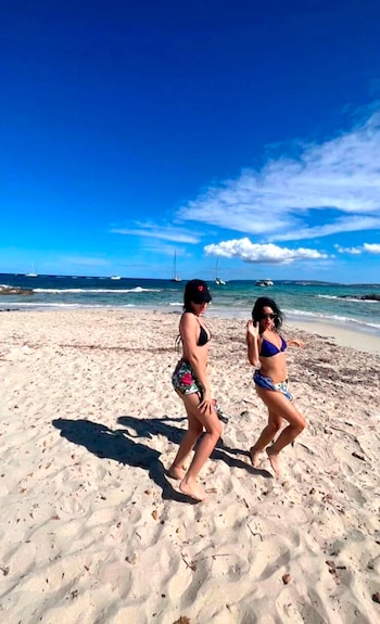 Lali Espósito y Cande Vetrano