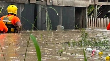 Más de 1,100 personas afectadas por las intensas lluvias que golpean Bocas del Toro en Panamá