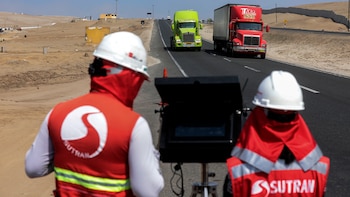 Dos funcionarios de la Sutran