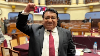 José Luna critica ley fujimorista