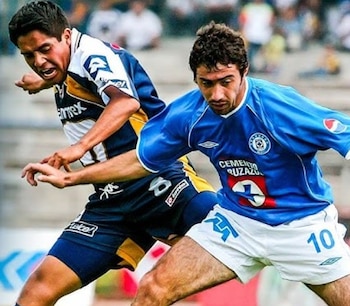 Pumas y Cruz Azul iniciaron la serie con un empate sin goles, pero los universitarios terminaron imponiéndose en una eliminatoria intensa para avanzar a la siguiente ronda.