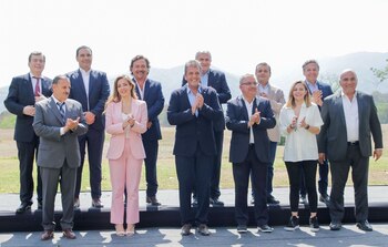 Massa junto a gobernadores peronistas