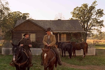 "Volver al futuro III" trasladó a Marty McFly y Doc Brown al Lejano Oeste de 1885