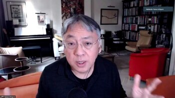 Ishiguro en la conferencia con