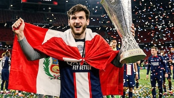 PSG bicampeón de la Champions League: ¿Por qué se le relaciona a Khvicha Kvaratskhelia con Perú?