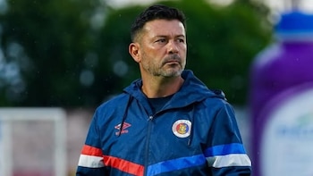 Quién es Adrián Sánchez, el