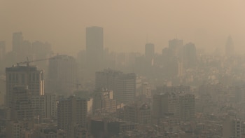 México vive doble tragedia: coronavirus