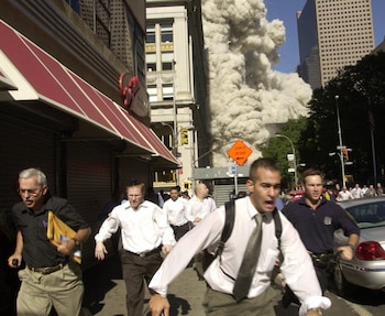Las pruebas del Departamento de Salud de Nueva York hallaron presencia de amianto en el 18 por ciento de las muestras interiores analizadas en 2001 (Foto AP/Suzanne Plunkett, archivo)