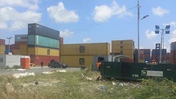 Un cubano de 23 años muere en Guyana tras quedar bajo dos contenedores en un recinto de trabajo