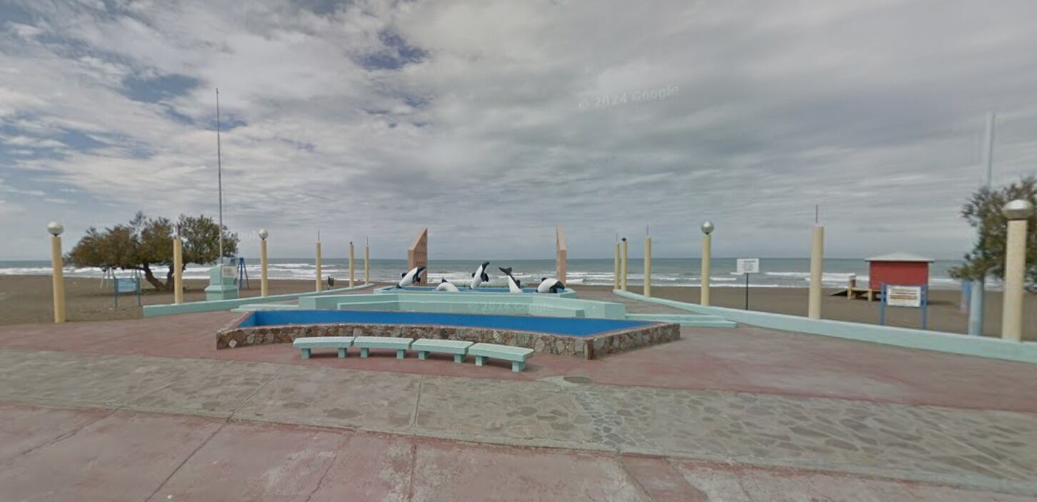 La nueva señalización responde a cambios en la fisonomía costera y la instalación de geotubos en la escollera chica