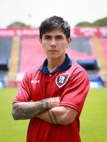 Las publicaciones que circulan en redes sociales han generado dudas sobre el futuro del jugador, quien hasta ahora no ha recibido un señalamiento oficial.