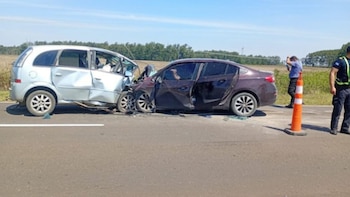 Choque fatal sobre la Ruta Nacional 12 en Corrientes: tres personas murieron