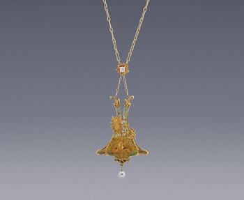 An Art Nouveau sunflower pendant